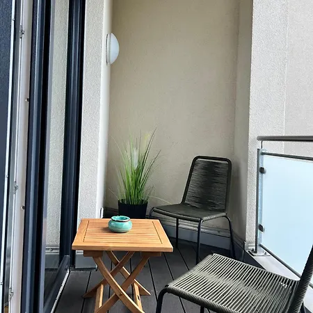 Modernes Mit Balkon Und Parkplatz Zentrum * Hanovre