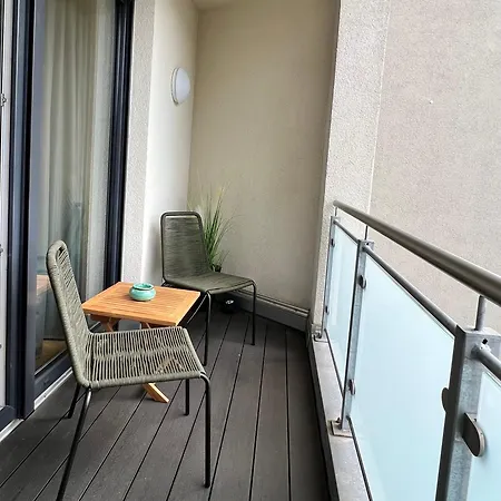 Modernes Mit Balkon Und Parkplatz Zentrum Apartment Hannover